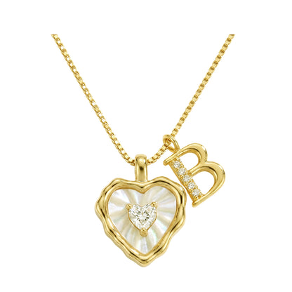 ❤️ Szív alakú betűs, mikropave nyaklánc – Elegáns, csillogó, egyedi betűvel