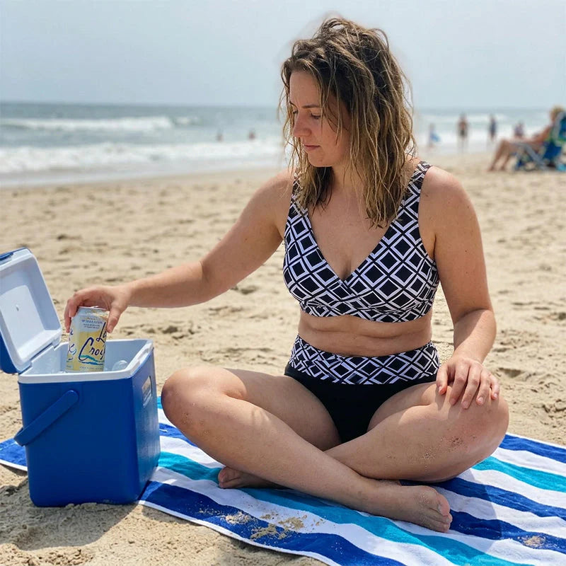 🩱 Magas derekú kétrészes női bikini – Karcsúsító hatás, kényelmes, stranddivat 2026