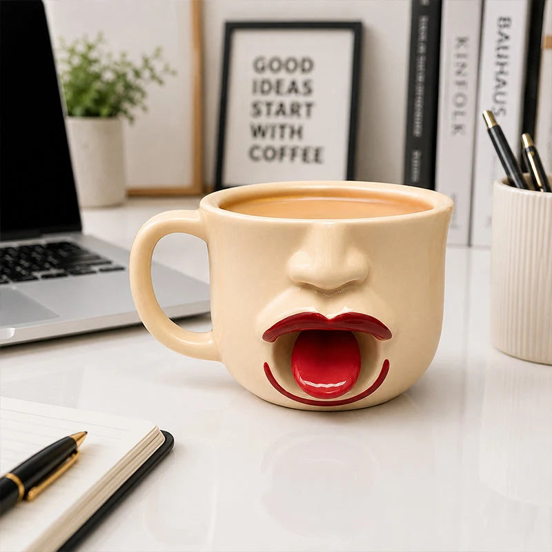 Zabaven keramični lonček z jezičkom | FUNMUG